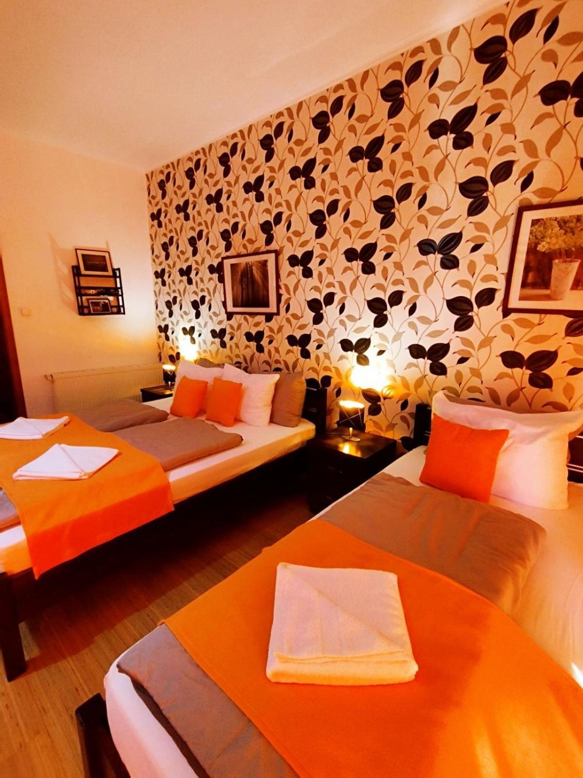 Apartman Vitorlas Vendeghaz Balatonfured Bagian luar foto