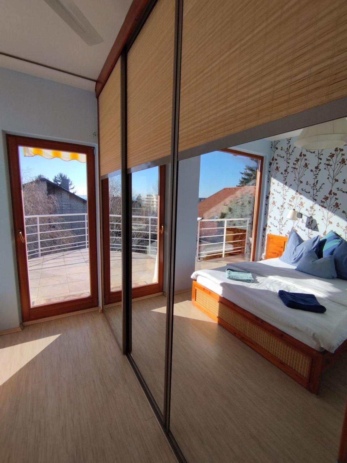 Apartman Vitorlas Vendeghaz Balatonfured Bagian luar foto